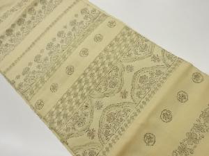 変わり織丸文に花唐草・花々模様織出し名古屋帯